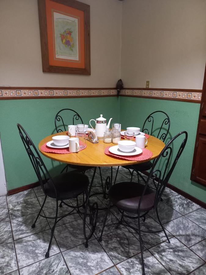 Home Stay Maria هيدالجو ديل بارال المظهر الخارجي الصورة